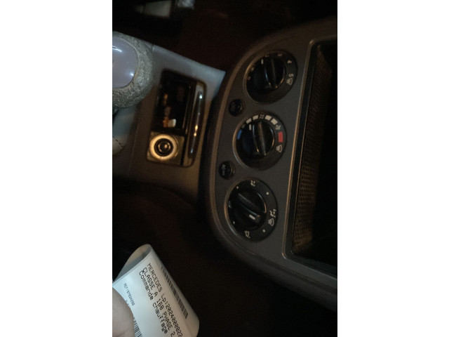 Блок управления климат-контролем 1688302285 Mercedes-Benz A W168