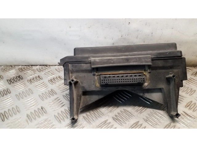 Блок предохранителей 04692087AB   Jeep Grand Cherokee (WK)    