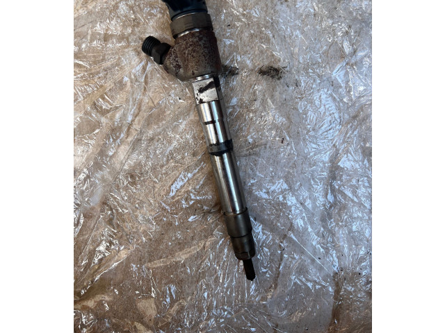 Форсунка 35062015F Maserati Levante