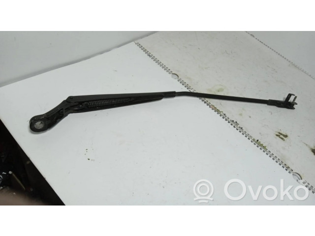 Ножка стеклоочистителей лобового стекла