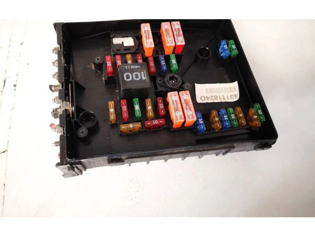 Блок предохранителей 1k0937125 Volkswagen Golf Plus