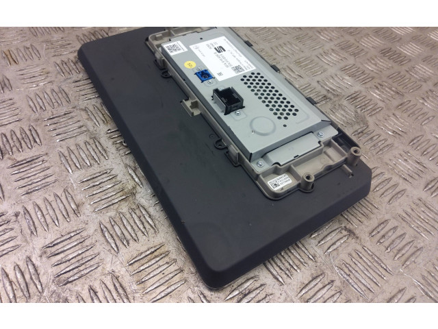 Дисплей    5fa919606b   Cupra Formentor