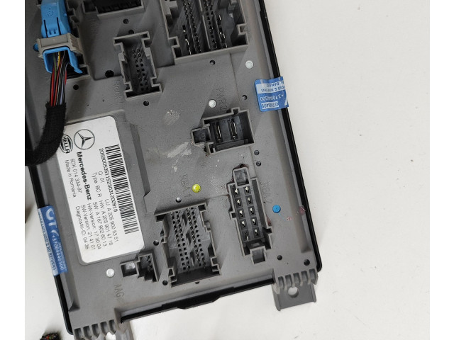 Блок комфорта A2059005351, A2059014718 Mercedes-Benz EQC