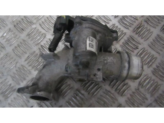 Интеркулер  8200614985, 8200614985H   Dacia Duster 