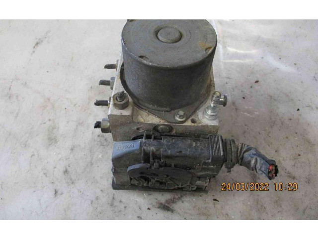 Блок АБС 8200262807, 8200262807   Dacia  Logan I  2004 - 2012 года