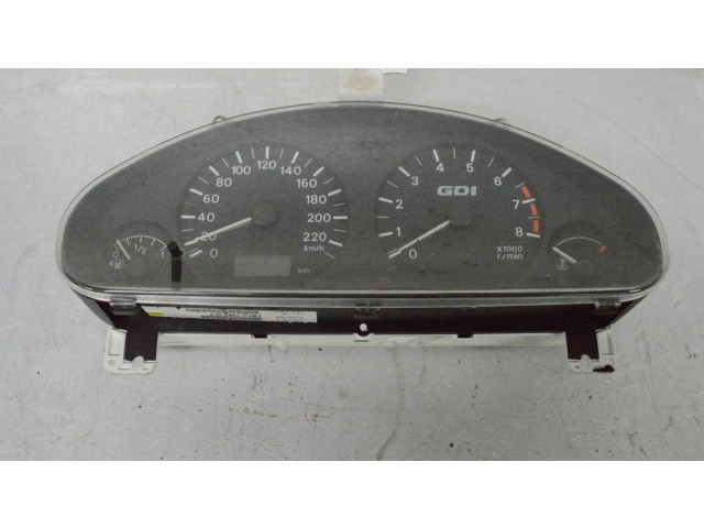 Панель приборов    Mitsubishi Space Star       