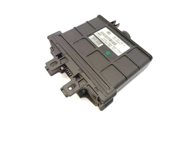 Блок управления коробкой передач 001927731J, A640000R2   Volkswagen Polo