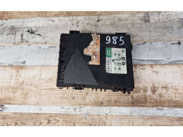 Блок предохранителей  1K0937804B, 1T1937535D   Volkswagen Touran I    