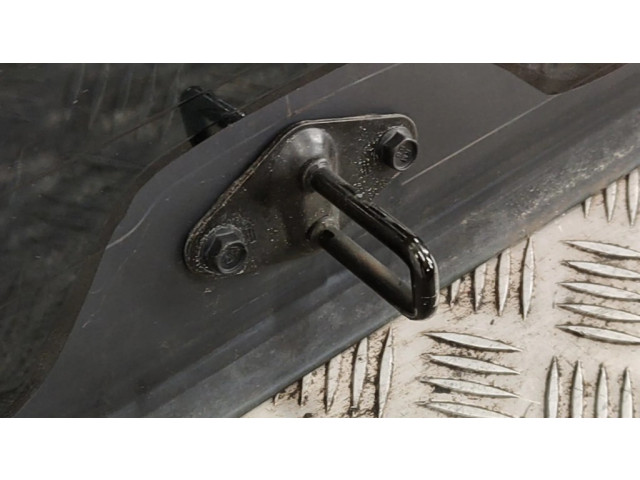 Заднее стекло