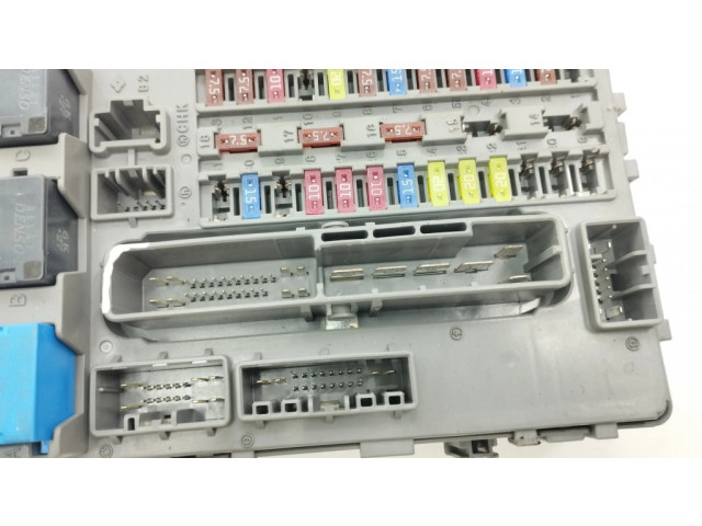 Блок предохранителей E6116RA000008, TL4E211 Honda Accord