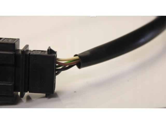 Зеркало электрическое Skoda Fabia Mk2 (5J) 2007 - 2014 года