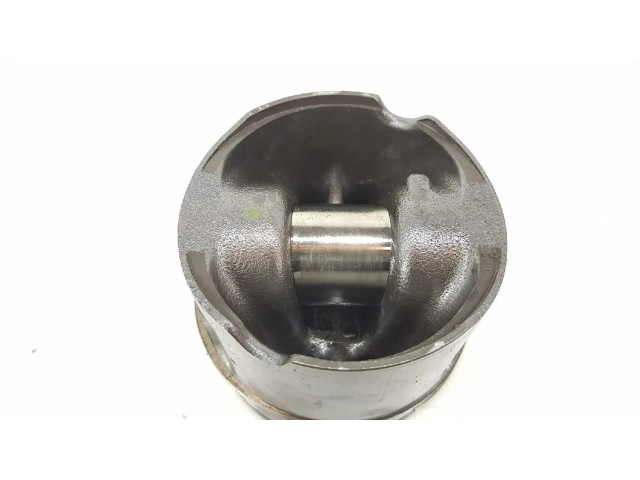 Píst PISTON Land Rover Range Rover Sport L494 pro naftový motor 3.0