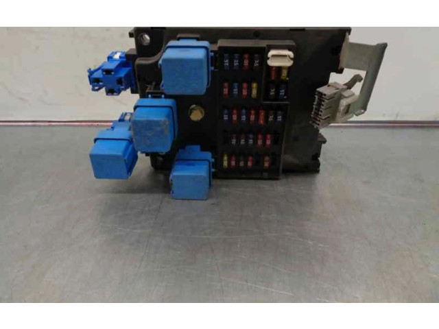 Pojistková skříňka Řídící jednotka BSM 476051U200 Nissan Micra C+C 1999