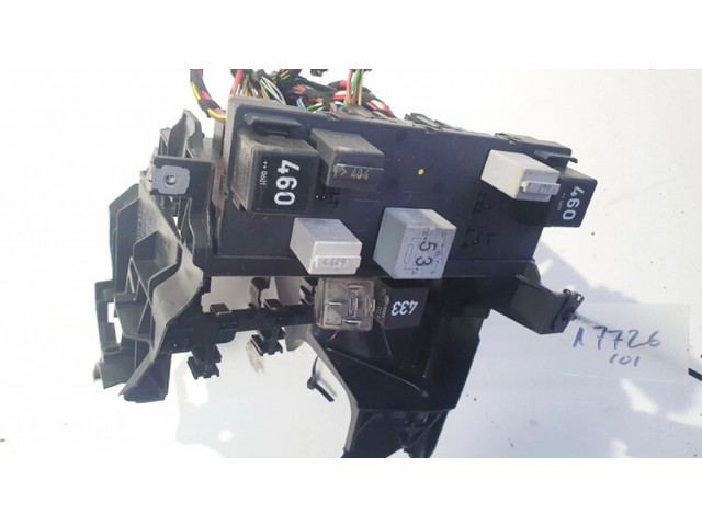 Блок комфорта 3c0937049, 28022870 Skoda Octavia Mk2 (1Z)