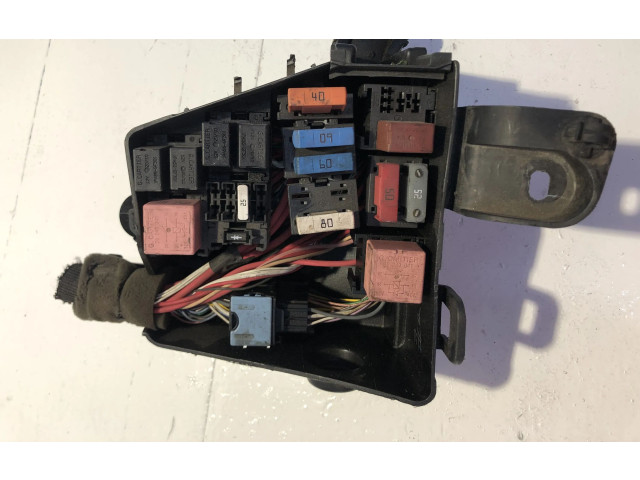 Блок предохранителей K7JA714 Dacia Sandero