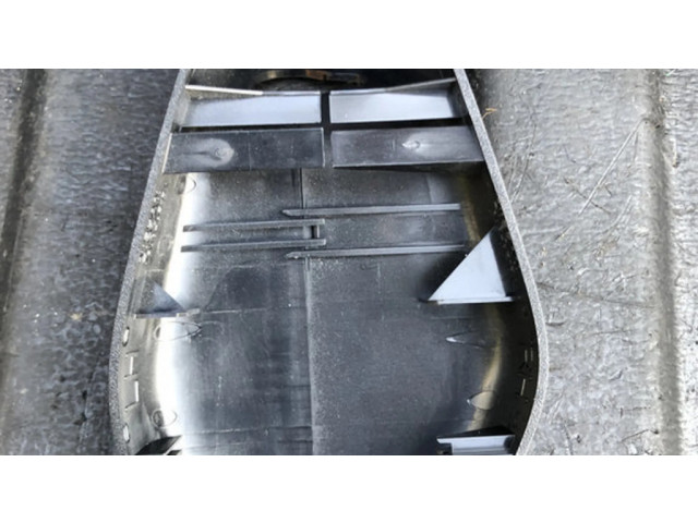 Пластиковая отделка зеркала