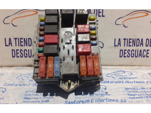 Блок предохранителей    Alfa Romeo GT    