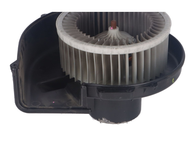 Вентилятор печки 6R1819015A Skoda Fabia Mk3 (NJ)