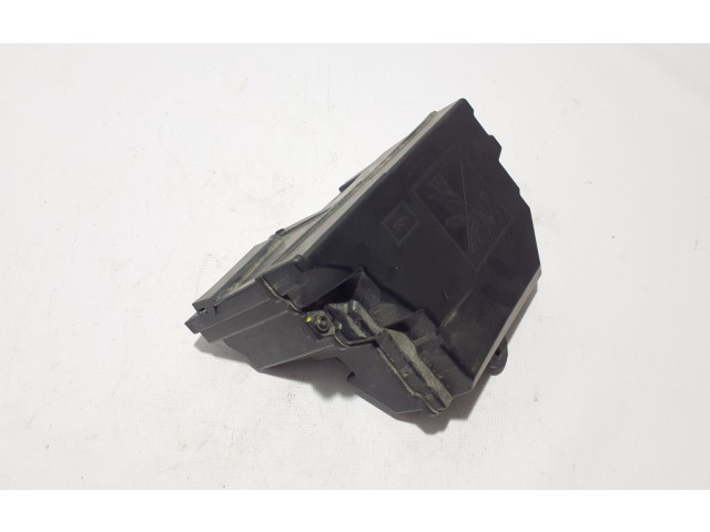 Блок предохранителей 161A05457R Dacia Lodgy