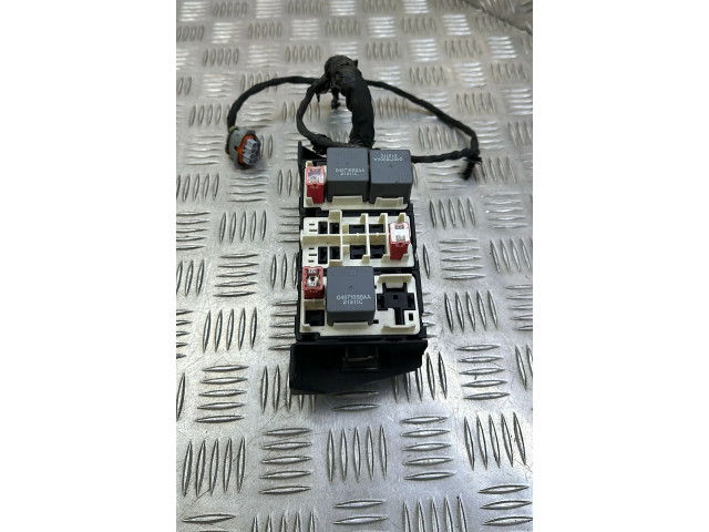 Блок предохранителей 04671886AA Jeep Grand Cherokee