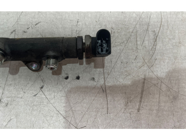 Топливная рампа 0445216015   BMW 3 E90 E91  