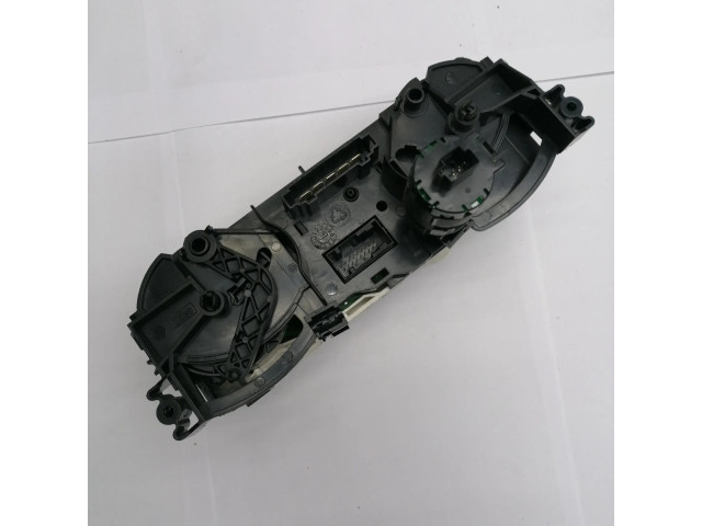 Блок управления климат-контролем 69667301 Mitsubishi Colt