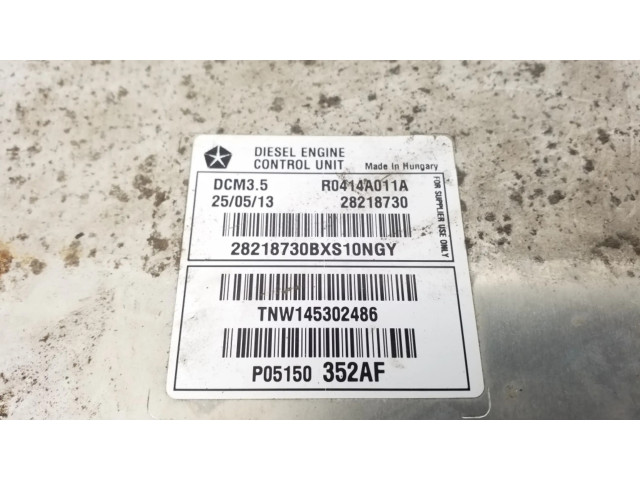 Блок управления двигателя P05150352AF   Jeep Compass