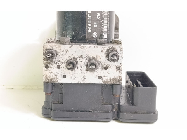 Jednotka ABS 7H0614517B, 7H0907379R Volkswagen Transporter - Caravelle T5 2009