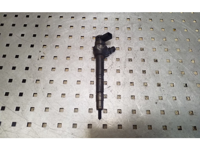 Форсунка 0445110646 Volkswagen PASSAT B7 для дизельного двигателя 2