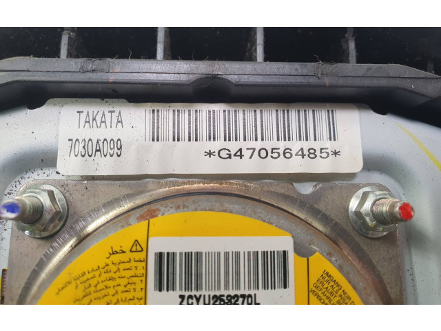 Подушка безопасности водителя Mitsubishi Pajero