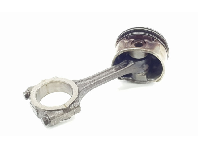 Поршень с шатуном D4F732 7701478732, 7701478732 Dacia Sandero