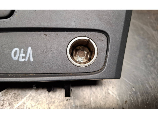 Блок управления климат-контролем 7923 Volvo V70