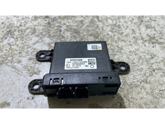 Блок управления 068382438AB, J1404113190000 Jeep Cherokee