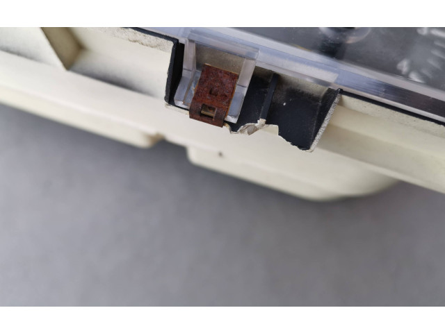 Přístrojová deska Ford Granada 1984 78GB-10B885-AA, 66484150