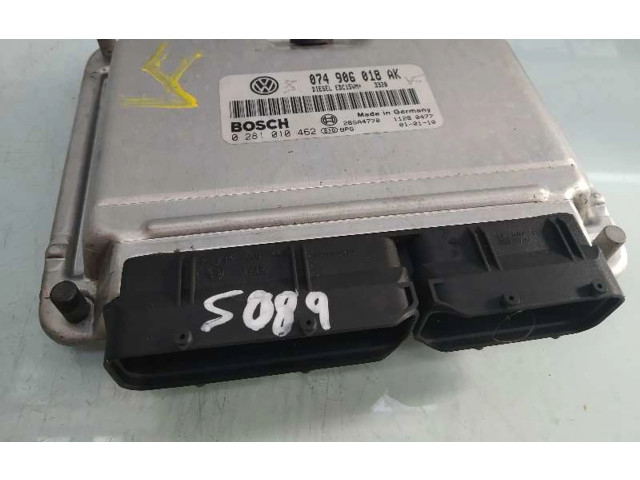 Блок управления двигателя 074906018AK, 0281010462 Volkswagen Transporter - Caravelle T4