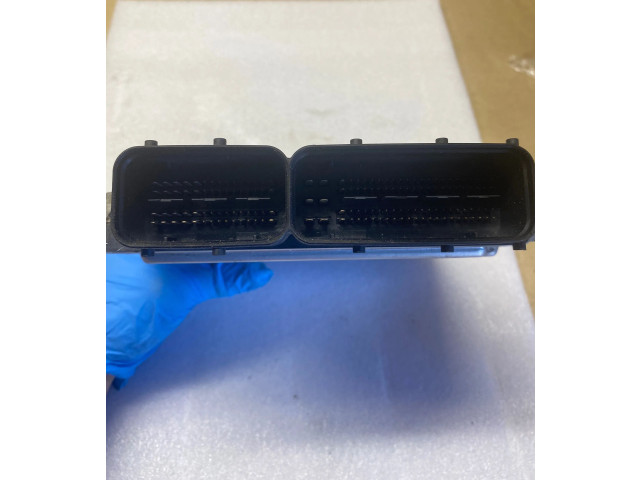 Řídící jednotka 03G906016N, 1039S04908 Volkswagen Caddy 2005