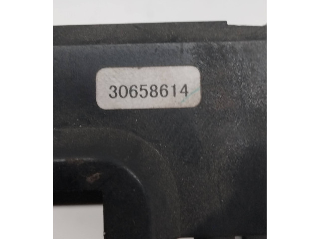 Ручка стеклоочистителей 30658614 Volvo V70