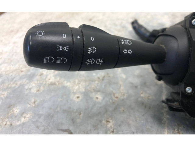 Ручка стеклоочистителей 255671453R Dacia Dokker