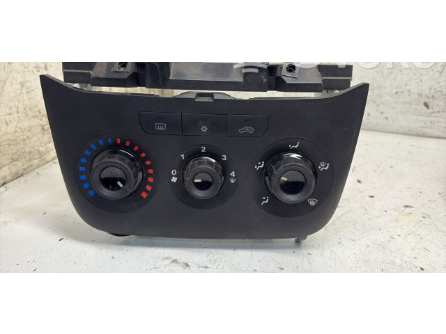 Turbodmychadlo Блок управления кондиционера воздуха / климата/ печки (в салоне) Fiat Punto Evo