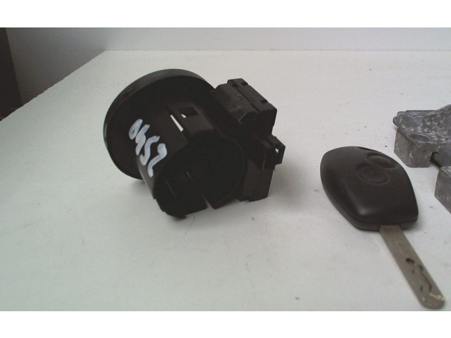 Řídící jednotka 8200774747 Renault Twingo II 2009