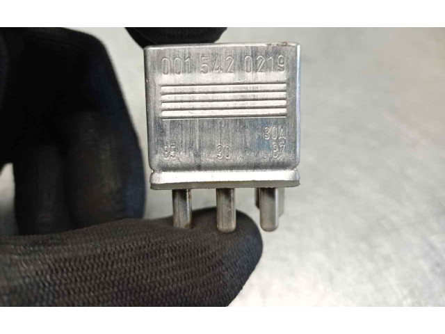 Pojistková skříňka 0015420219 Mercede-Benz S W116 1981