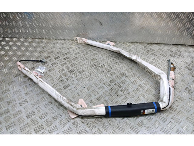 Боковая подушка безопасности Tesla Model S