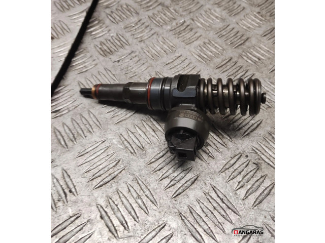 Форсунка 038130073aq Volkswagen Golf Plus