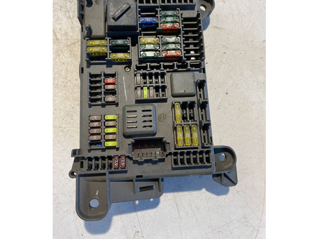 Pojistková skříňka B010105300, BJ5R595610 BMW X5 E70 2009