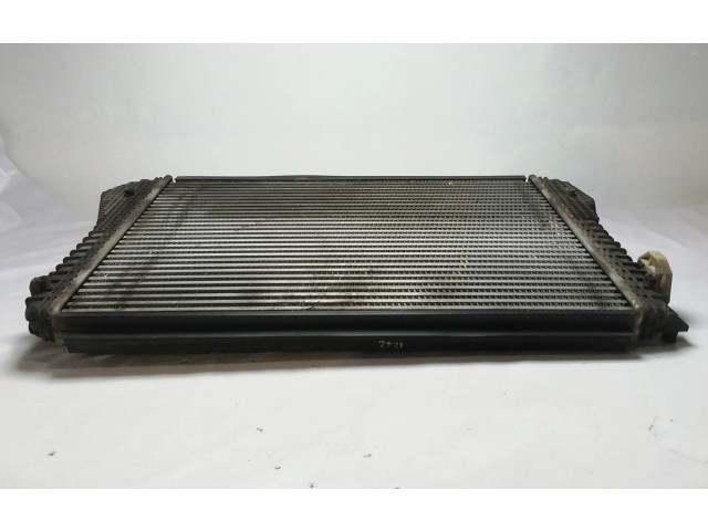 Радиатор интеркулера 1K015803 Volkswagen Golf VI