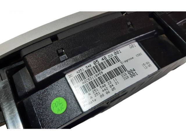 Přístrojová deska Mercedes-Benz R W251 2006 A2515400548, A2515402211