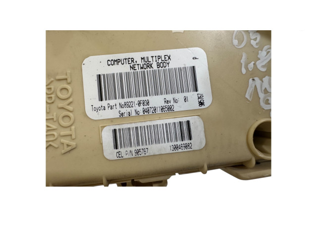 Блок предохранителей 892210F030, 1300469082   Toyota Corolla Verso AR10    