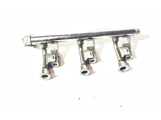 Vstřikovací lišta DM5G9H487AA, DM5G9H487 Ford Fiesta N46b20b