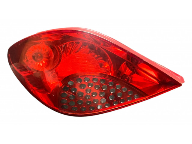 Задний фонарь  9649986680, 964998668002    Peugeot 207 CC   2007-2014 года