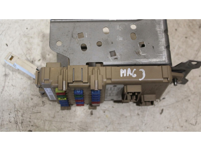 Блок предохранителей    Subaru Forester SG    